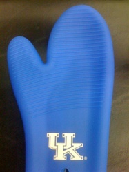 Kentucky Wildcats Silicone Oven Mitt